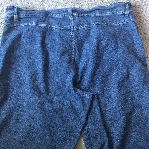 NWOT CROPPED Denim - Picture 4 of 5